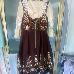 Traditional German Dirndl Dress with white lace Blouse (unattached) Large